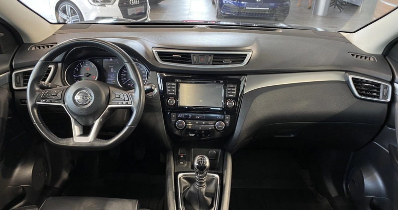 Nissan Qashqai cena 69900 przebieg: 116800, rok produkcji 2018 z Zwierzyniec małe 466